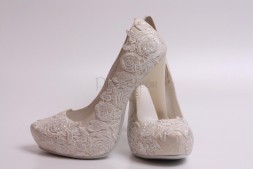 Свадебные туфли цвета айвори