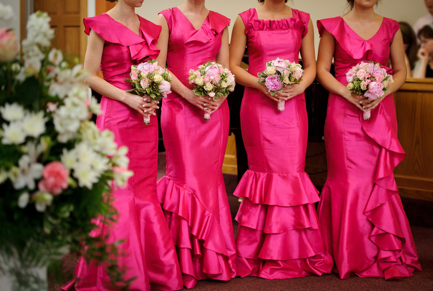 Подружки невесты в одинаковых платьях